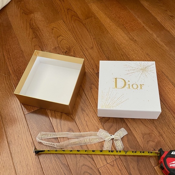 DIOR Decorative Storage Keepsake Gift Box - Picture 8 of 13